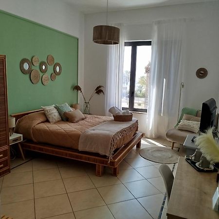L'Approdo Bed & Breakfast San Leone Luaran gambar