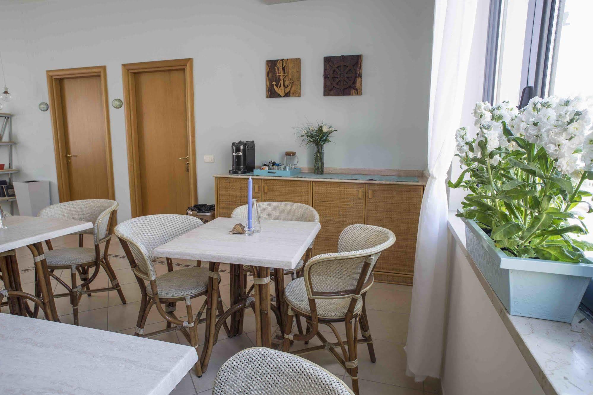 L'Approdo Bed & Breakfast San Leone Luaran gambar